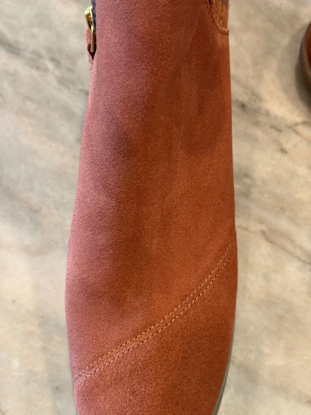 Toms rust suede